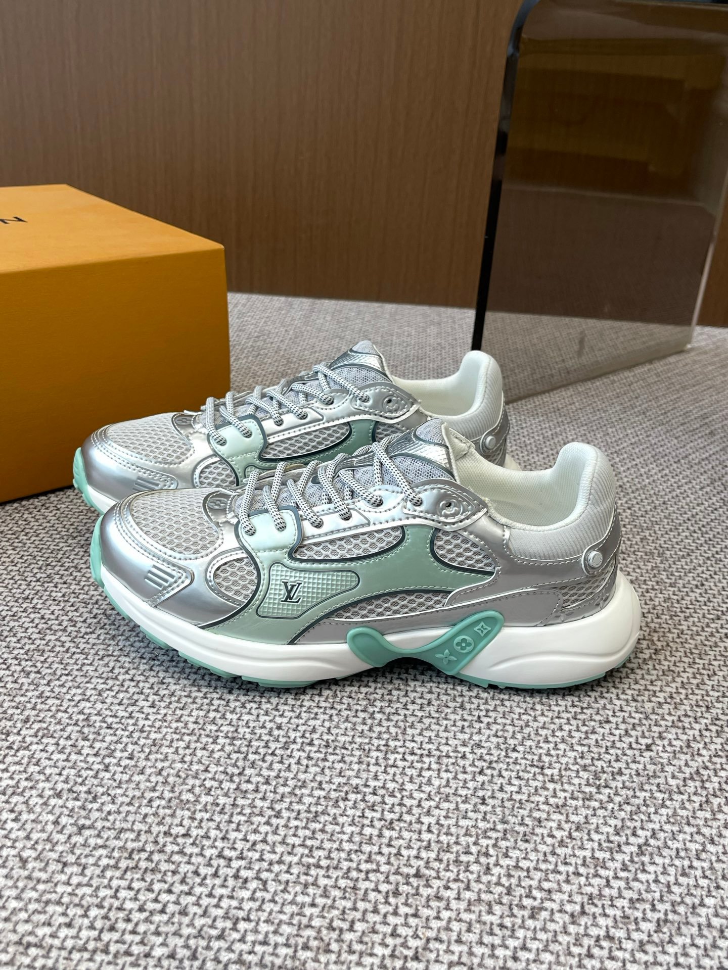 Louis Vuitton Olympia green