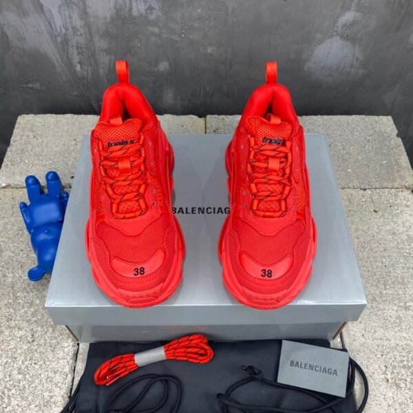 Balenciaga Triple S ear Solo Sneaker