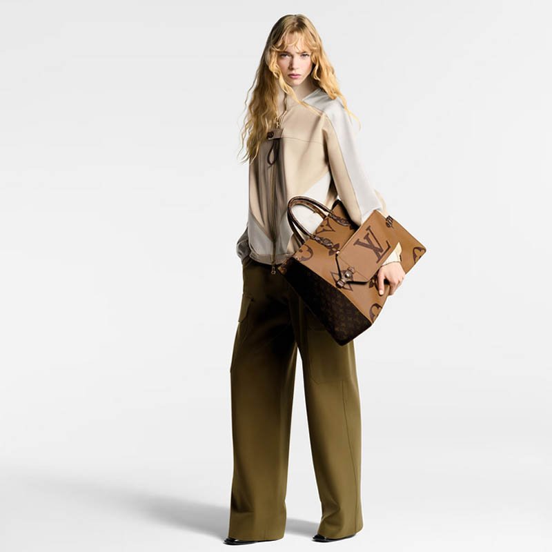 OnTheGo Voyage Tote Bag M46823 Monogram and Monogram Reverse coated canvas