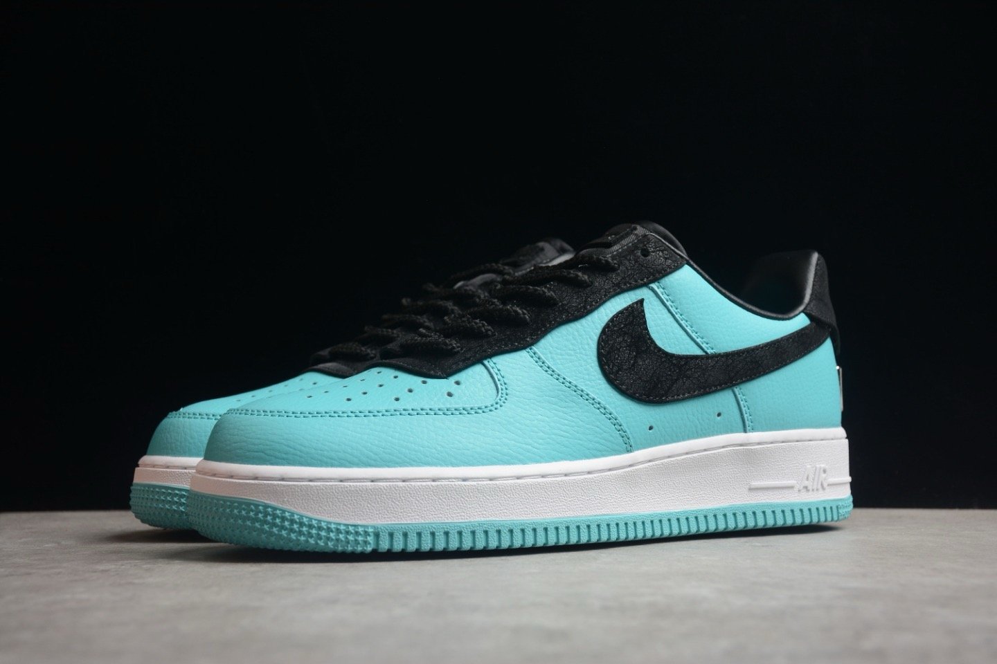 Tiffa & CO x Nike Air Force 1 Low 1837 DZ1382-002