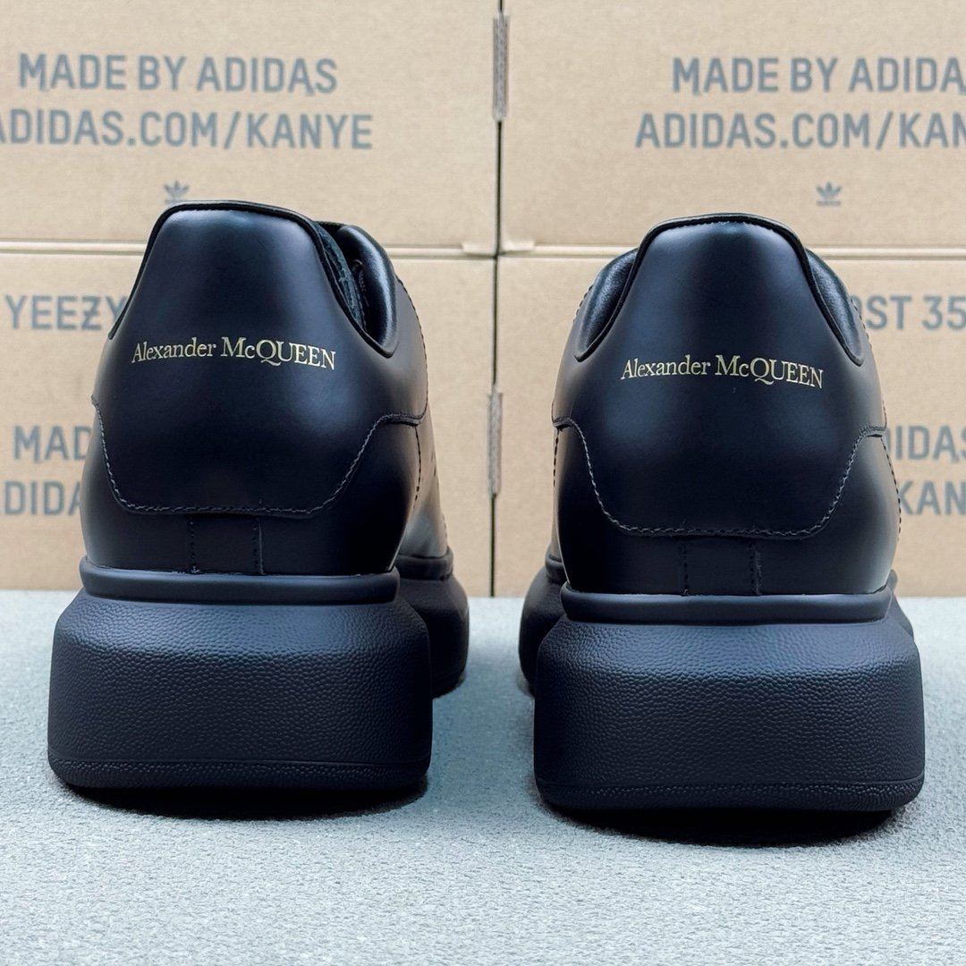 Alexander McQueen Oversized Exaerated-Sole Suede Leather Sneakers black