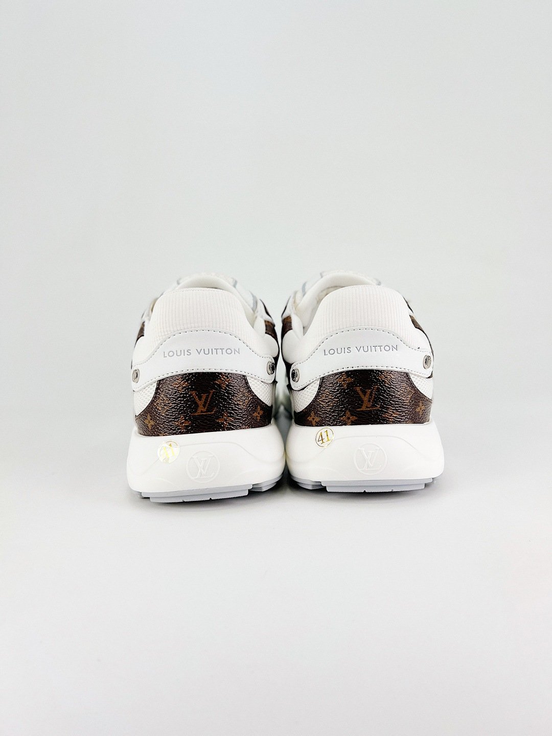 Louis Vuitton Olympia white