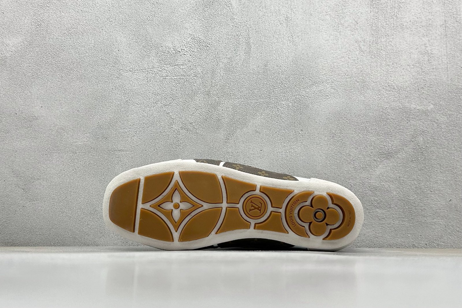 LOUIS VUITTON SneaKerina 2025 Spring/Summer Women's Training Shoes white