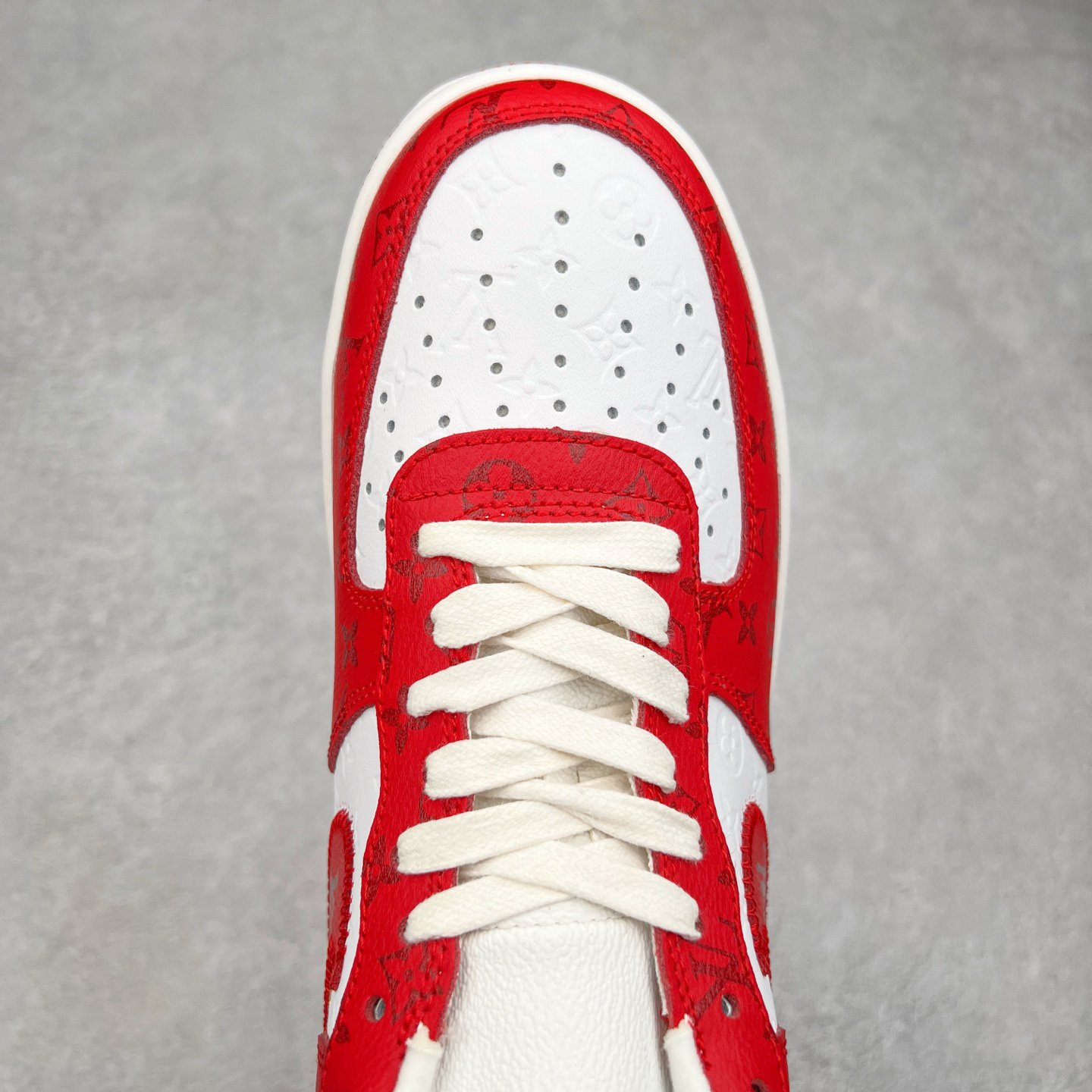 Louis Vuitton x NIKE Air Force 1 Low