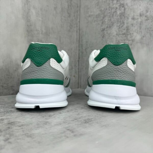 LOUIS VUITTON CALSSIC SNEAKER green