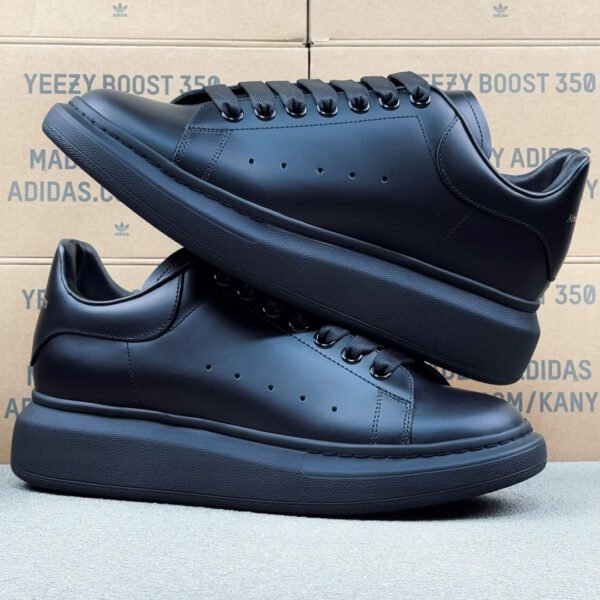 Alexander McQueen Oversized Exaerated-Sole Suede Leather Sneakers black