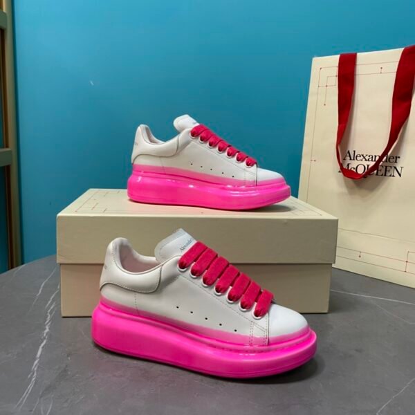 Alexander McQueen Oversized Exaerated-Sole Suede Leather Sneakers 9137