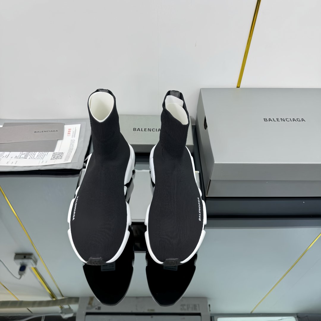 BALENCIAGA Speed 2.0 black