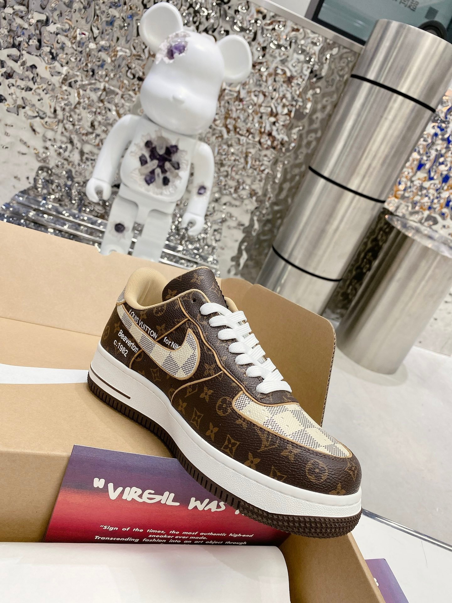 Louis Vuitton x OFF-WHITE x NIKE Air Force 1 Low