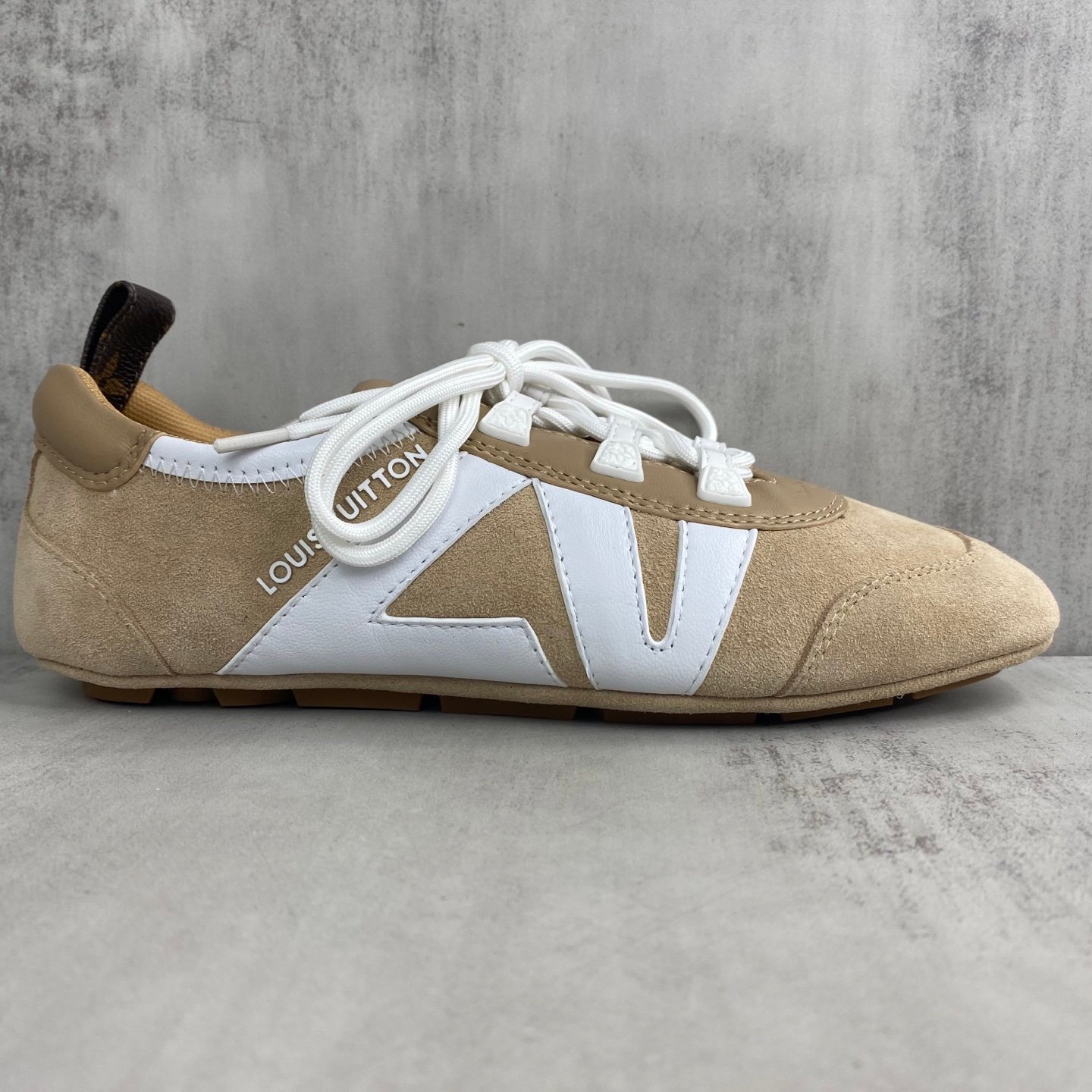 LOUIS VUITTON SneaKerina 2025 Spring/Summer Women's Training Shoes khaki