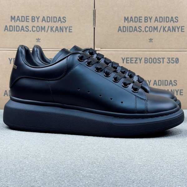 Alexander McQueen Oversized Exaerated-Sole Suede Leather Sneakers black