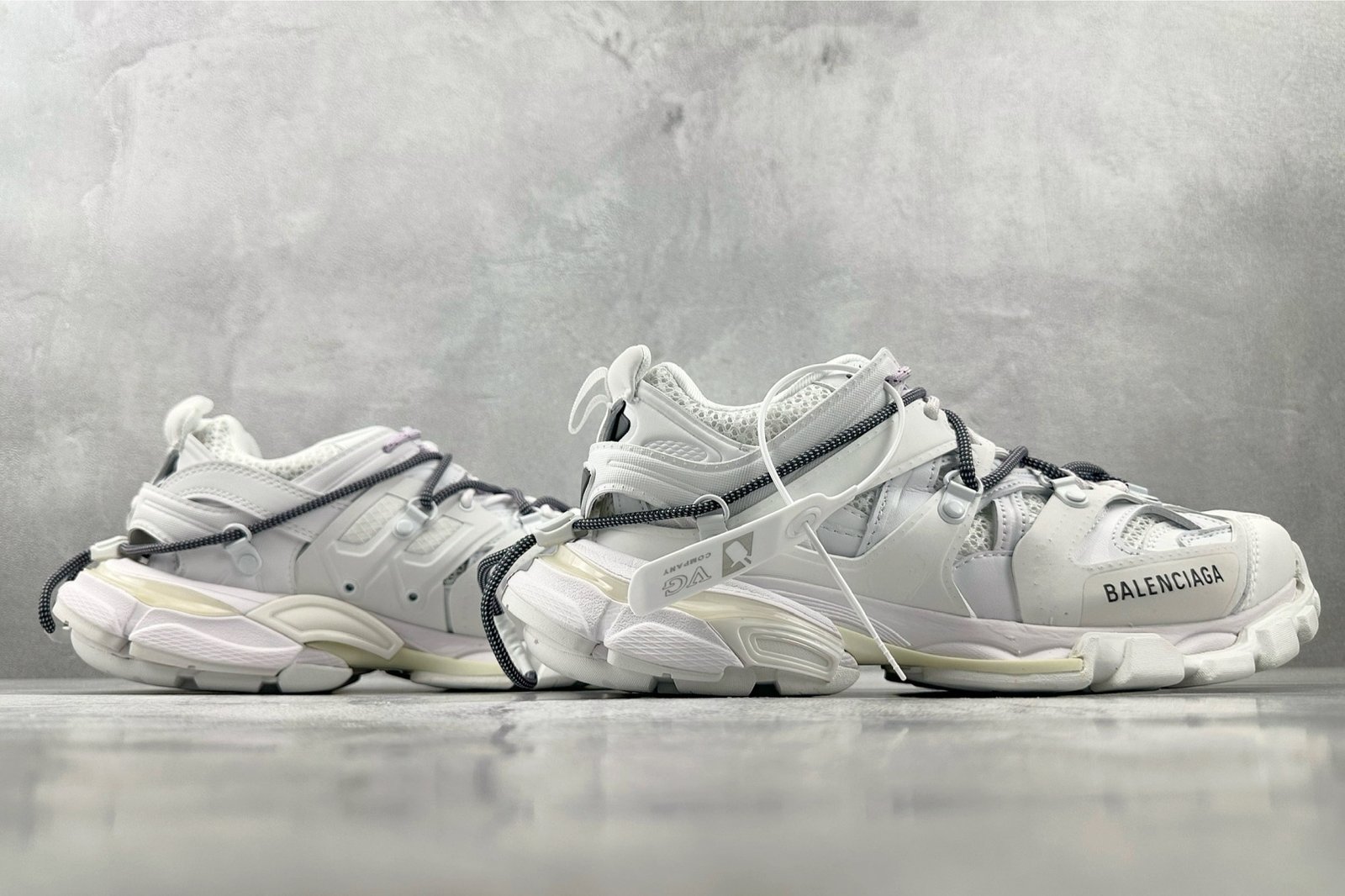 Balenciaga Tra Trail 800590WTRHK9050