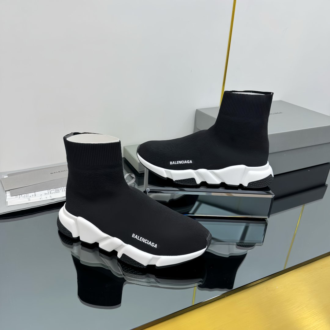 BALENCIAGA Speed 2.0 black