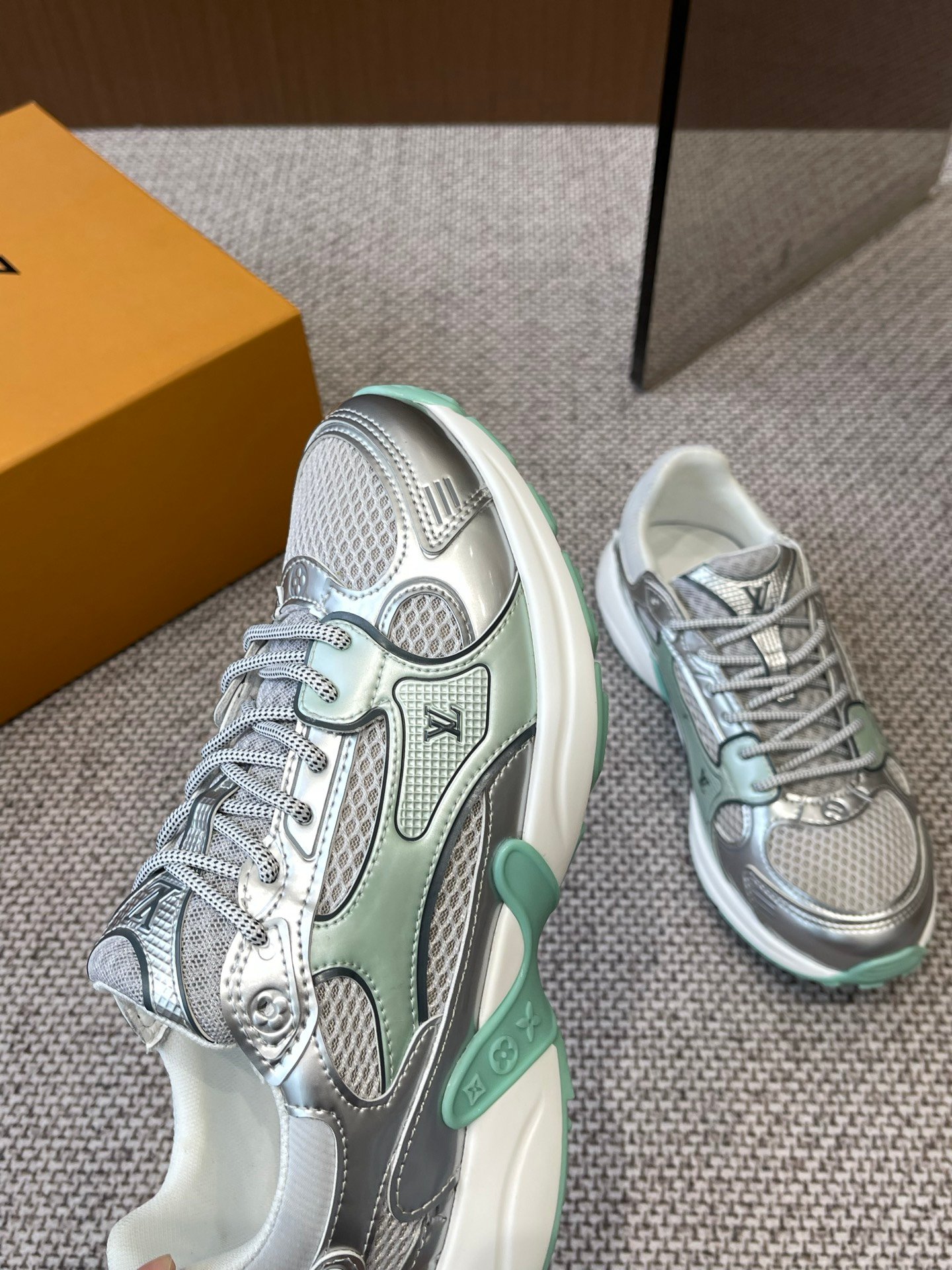 Louis Vuitton Olympia green