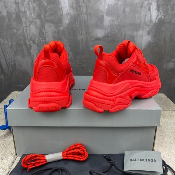 Balenciaga Triple S ear Solo Sneaker