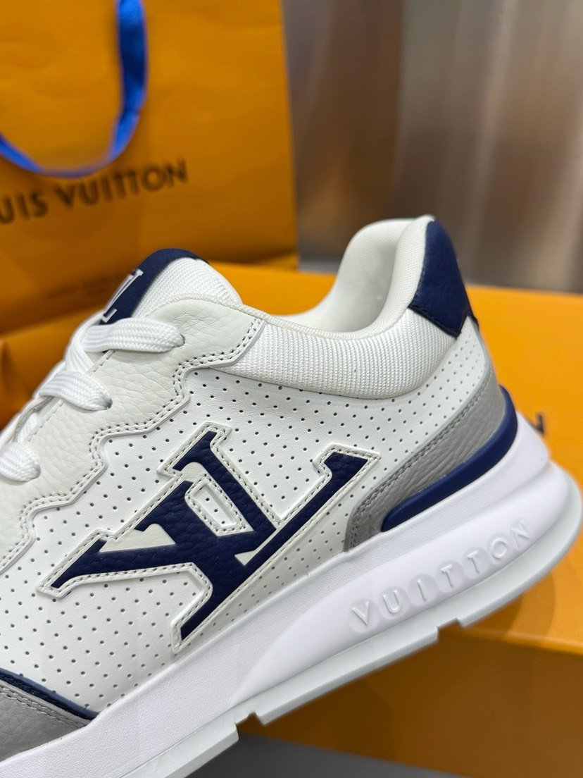 LOUIS VUITTON CALSSIC SNEAKER blue