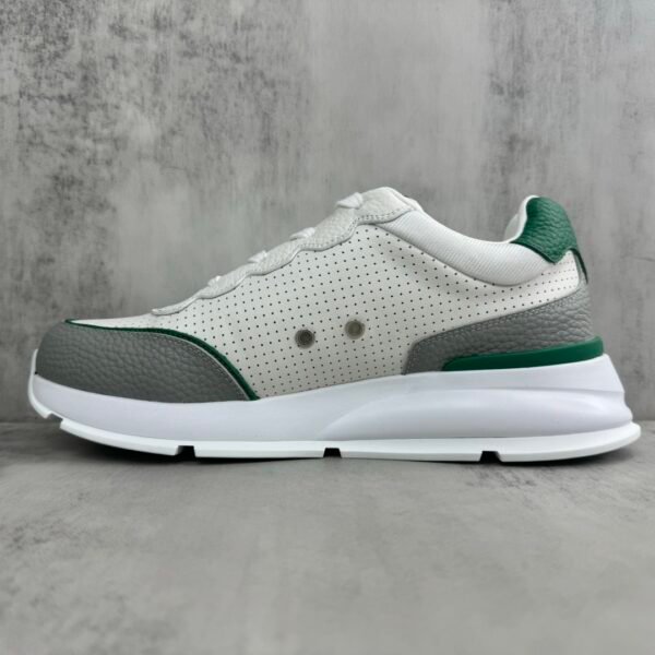 LOUIS VUITTON CALSSIC SNEAKER green