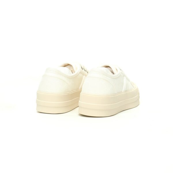 Gucci Chunky Sneaker 1977  white 816879 FABZZ 9143