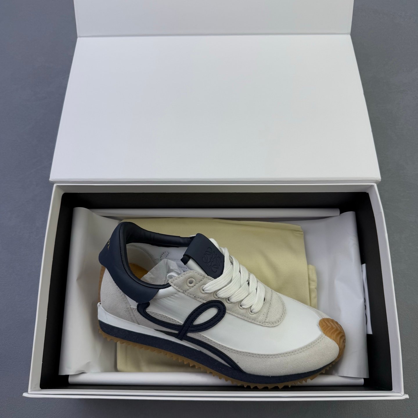 LOEWE Ballet Runner 2.0 M816282X99-3080