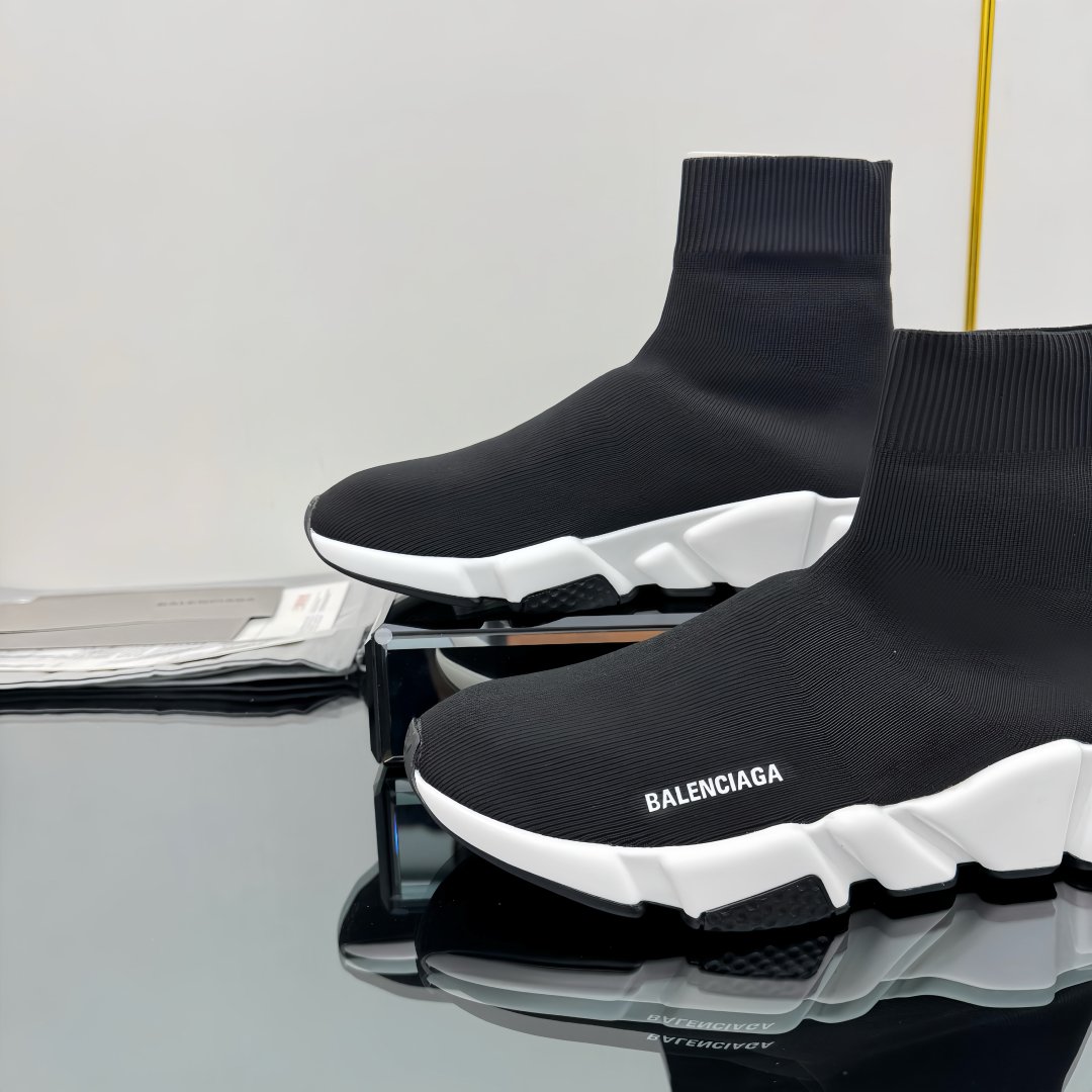 BALENCIAGA Speed 2.0 black