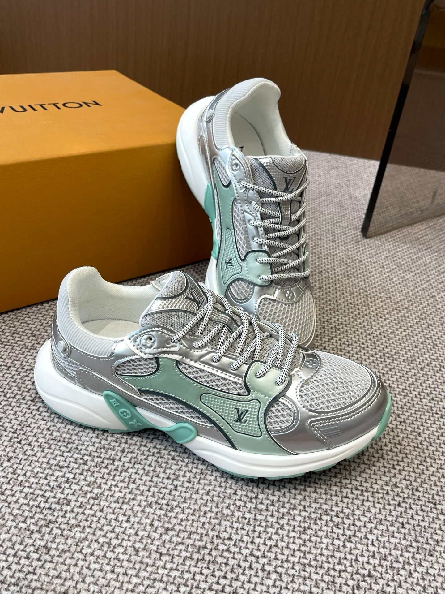 Louis Vuitton Olympia green