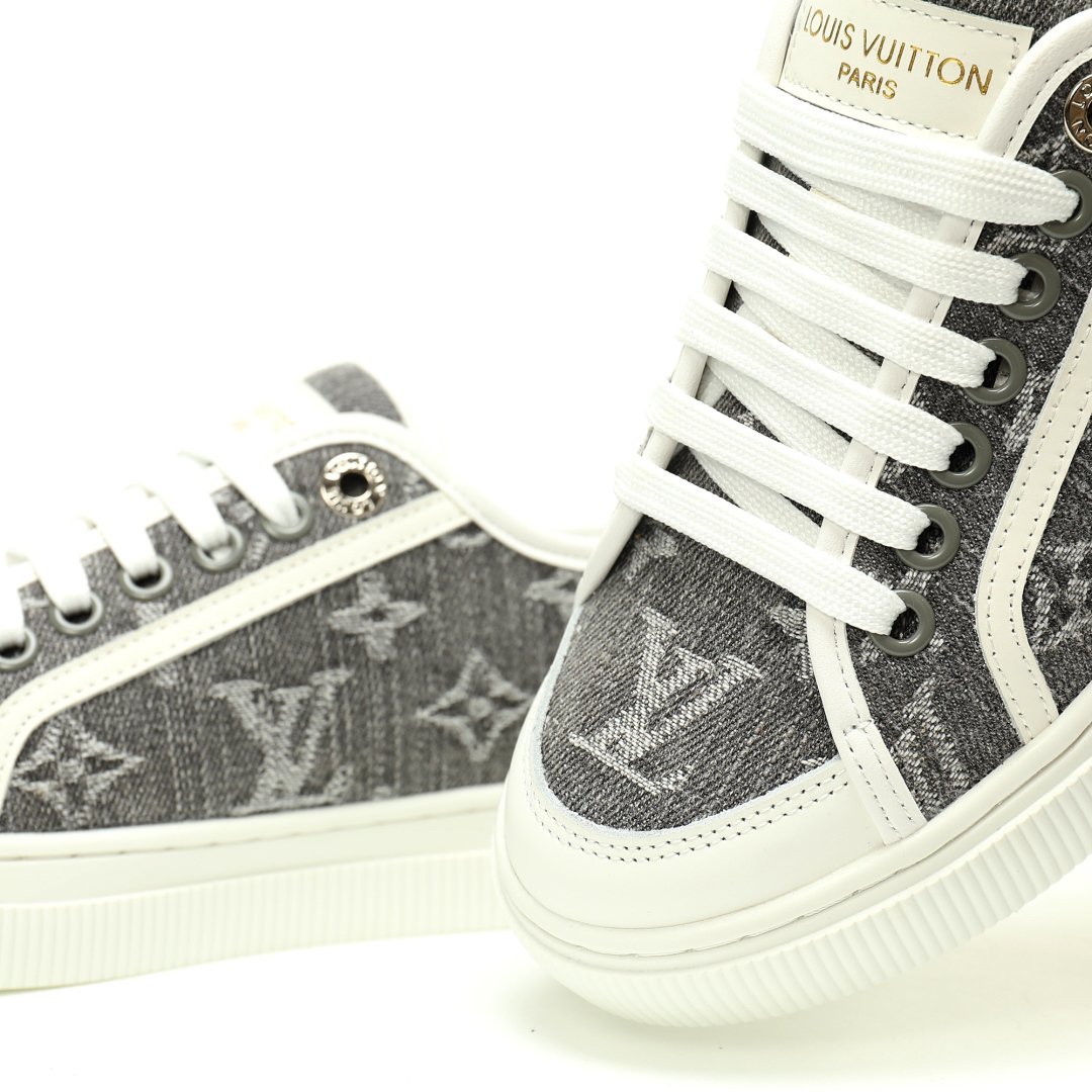 Louis Vuitton LAGOON Low Sneaker christian lady grey