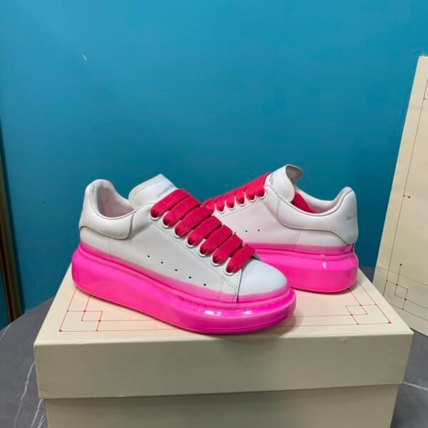 Alexander McQueen Oversized Exaerated-Sole Suede Leather Sneakers 9137