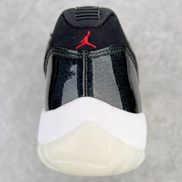 Nike Air Jordan 11 Retro Low AV2187-001