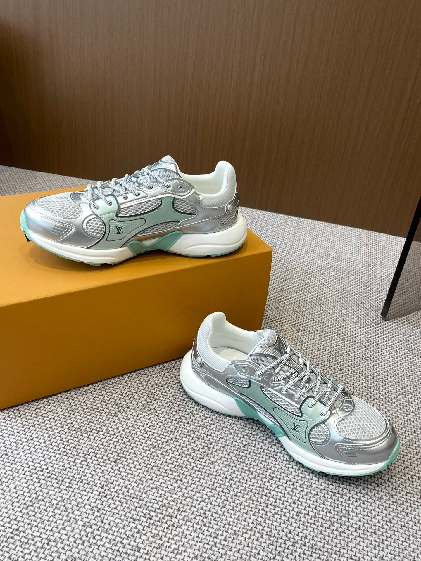 Louis Vuitton Olympia green