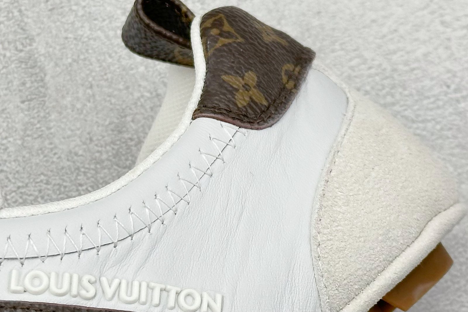 LOUIS VUITTON SneaKerina 2025 Spring/Summer Women's Training Shoes white