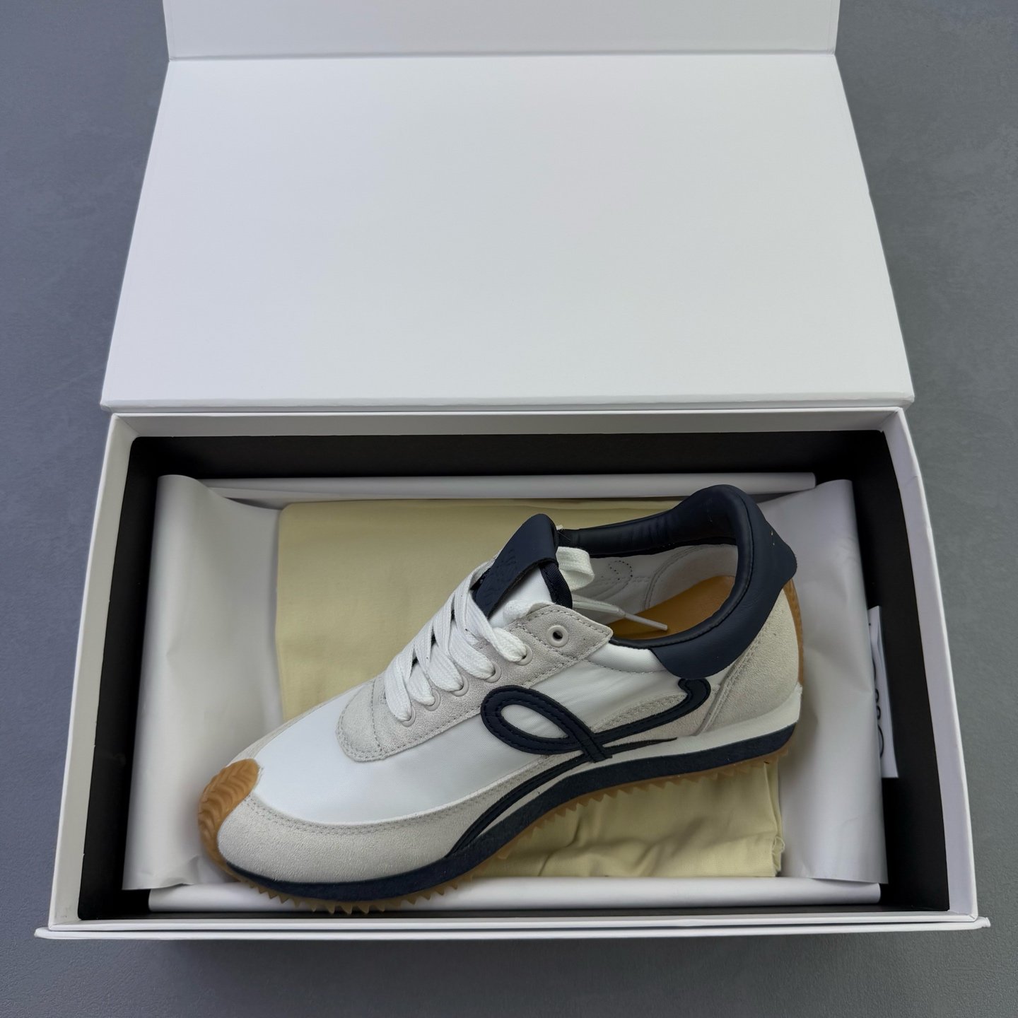 LOEWE Ballet Runner 2.0 M816282X99-3080