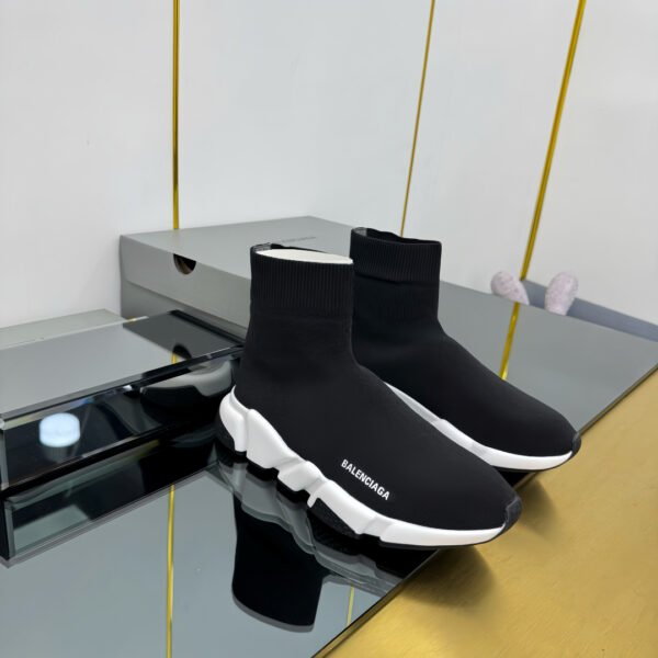 BALENCIAGA Speed 2.0 black