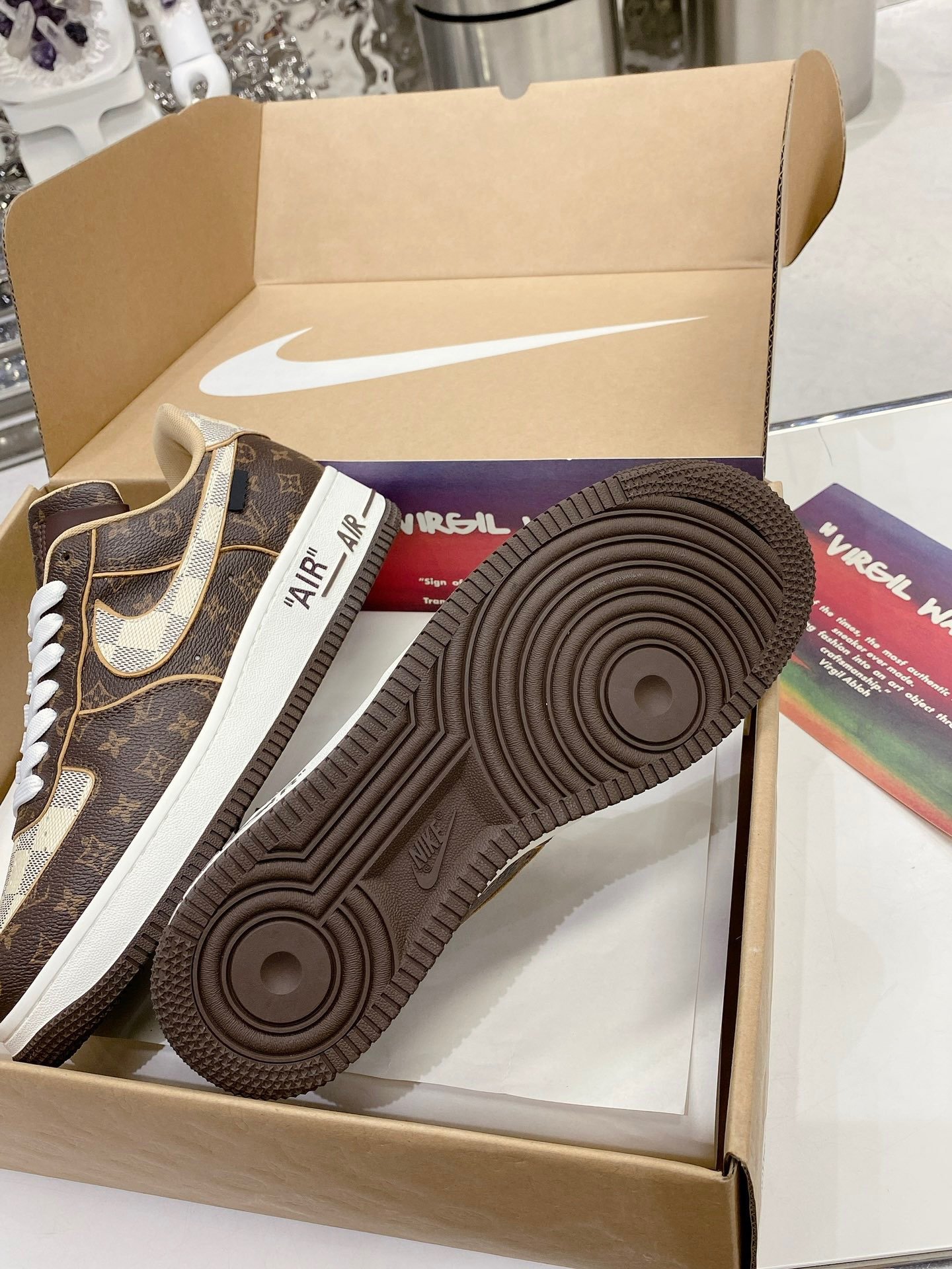 Louis Vuitton x OFF-WHITE x NIKE Air Force 1 Low