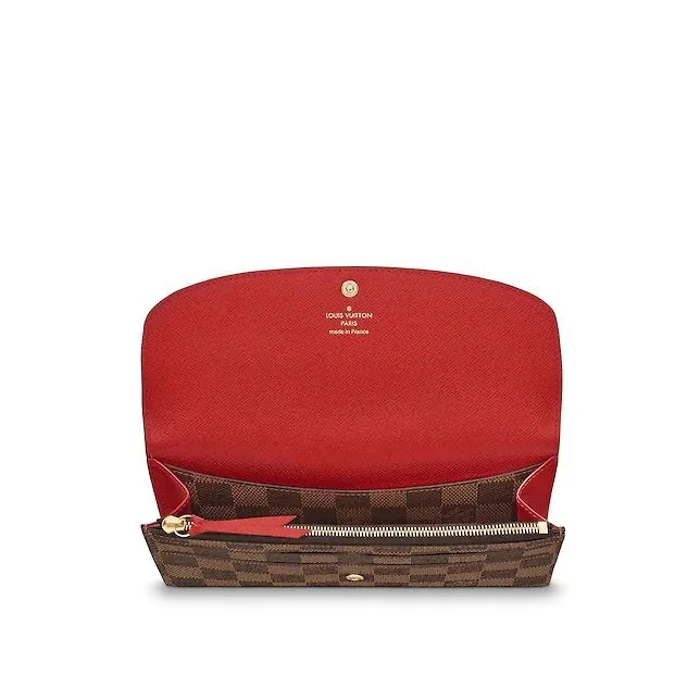 Emilie N63544